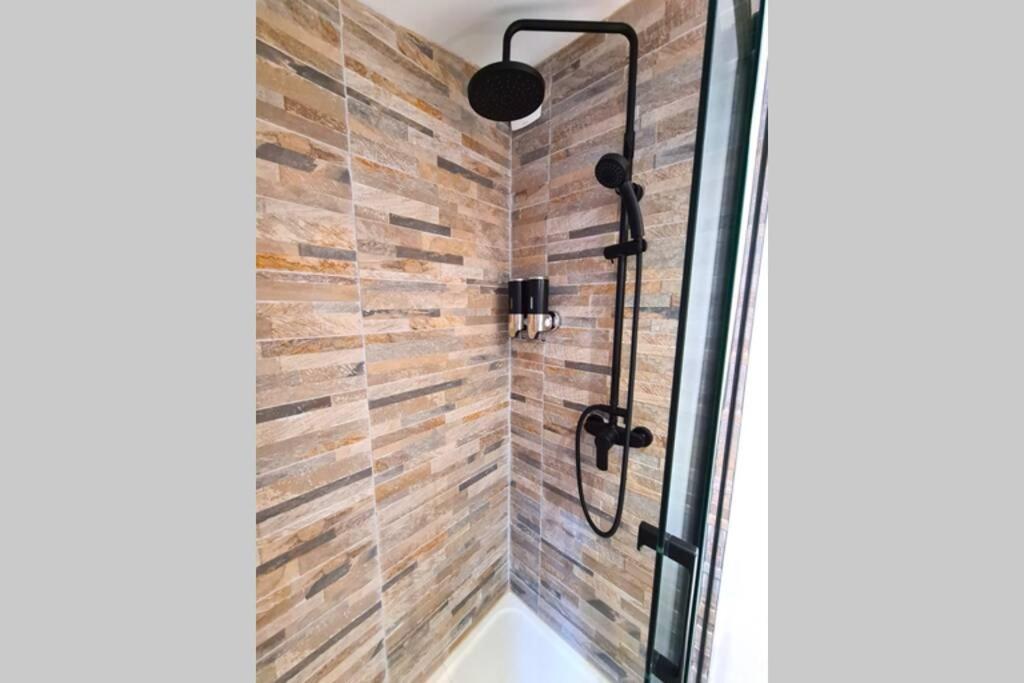 דירות Le Cocon Valenciennois - Hypercentre - Netflix - Toutes Chaines Tv - Vieux ואלנסיין מראה חיצוני תמונה